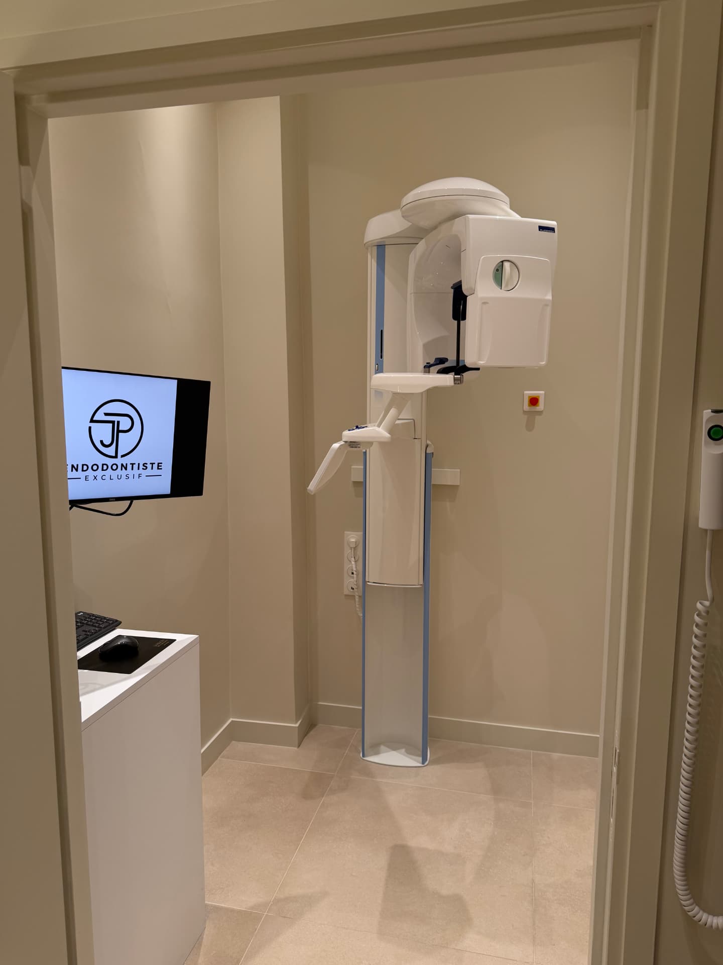 CBCT (radiologie 3D) du cabinet, pour un diagnostic précis des racines